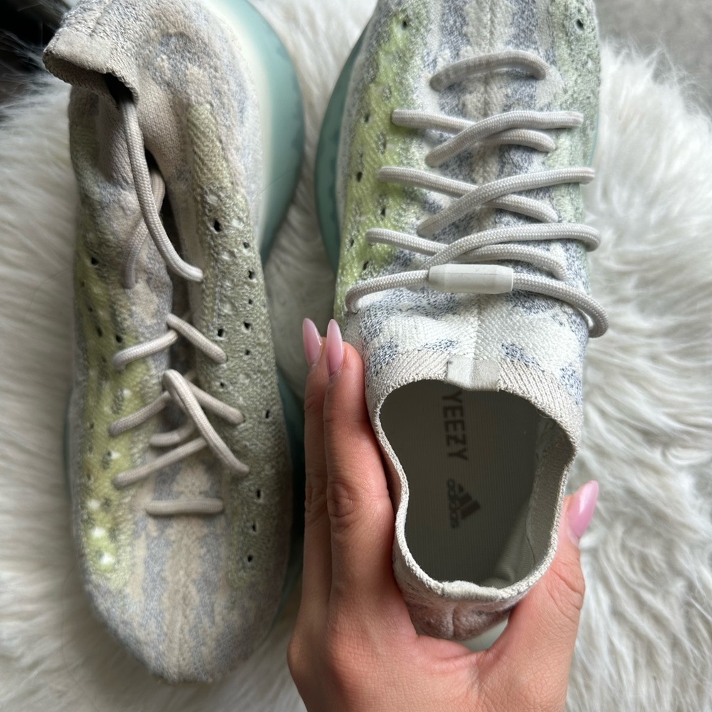 Adidas Gray and Green Sneakers with Ribbed Texture